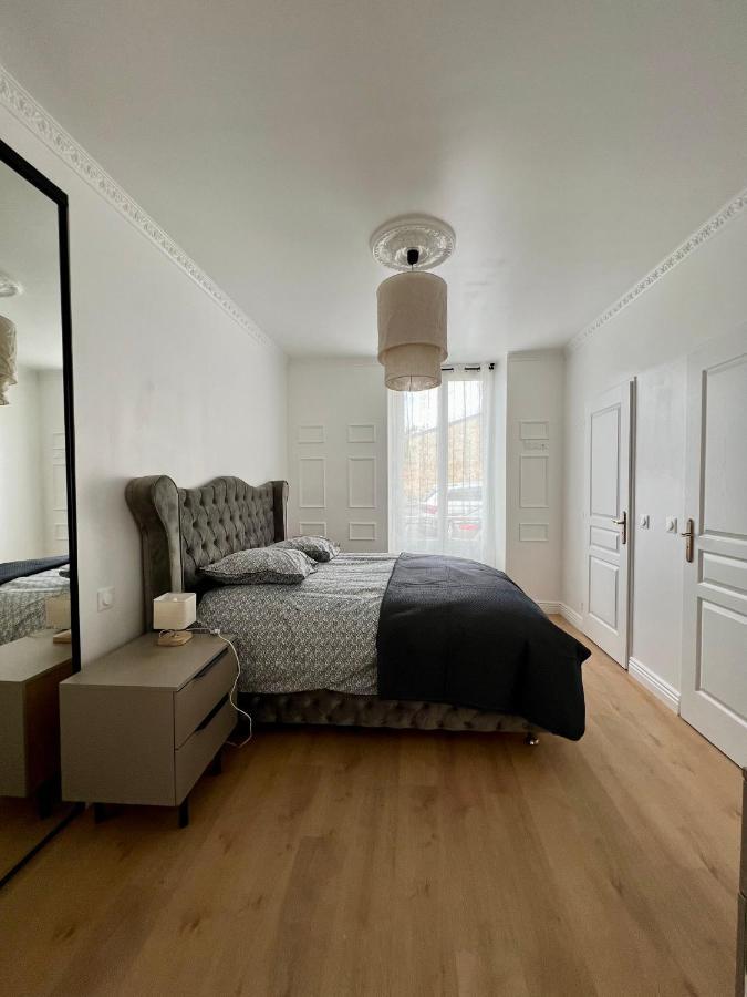 Appartement De Luxe Avec Fresque, Hyper Centre Et Parking Sure 퐁텐블로 외부 사진
